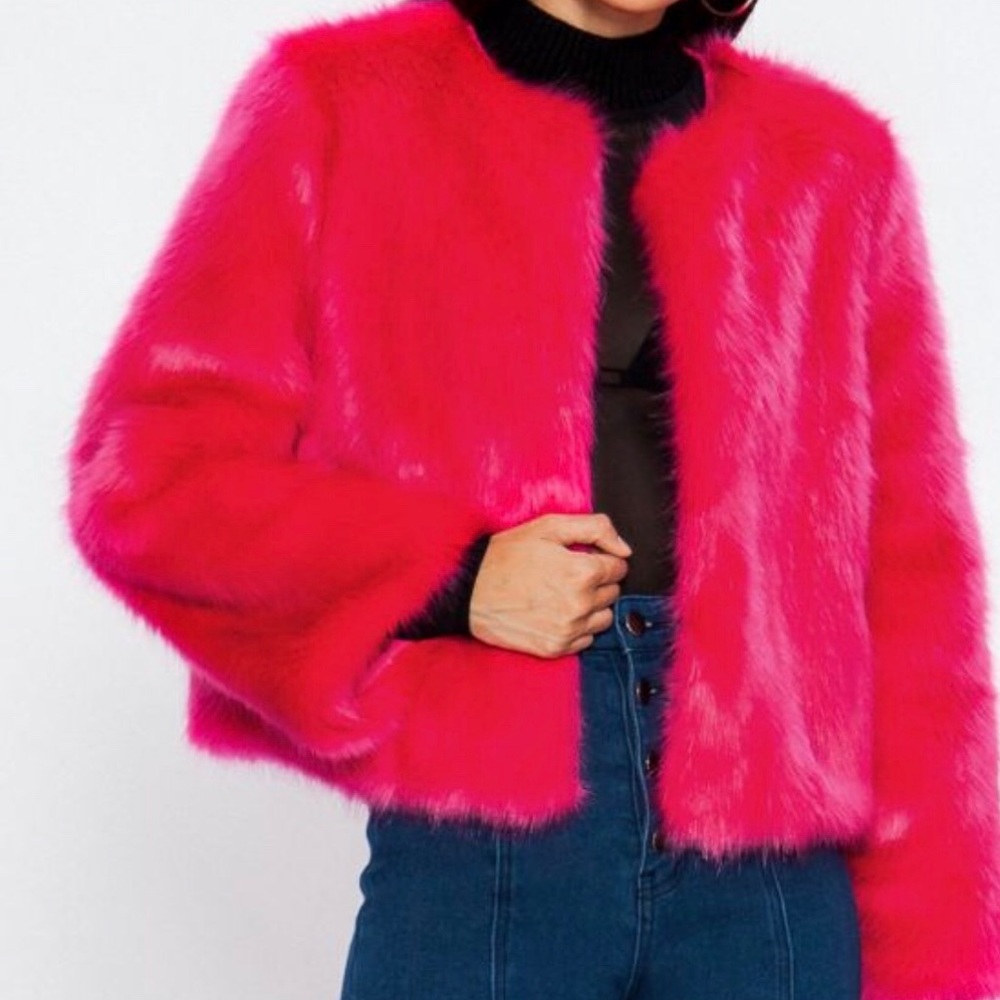 FAUX FUR COAT